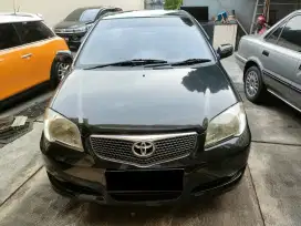 Dijual Vios Warna Hitam Matic 2006 (Bagus)