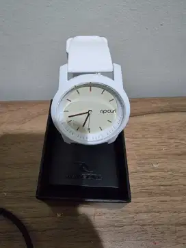 Jam tangan Rip Curl white Cambridge Silikon