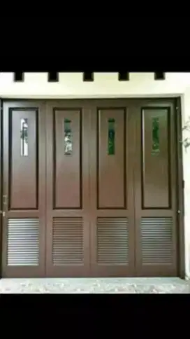 Pintu garasi bagus