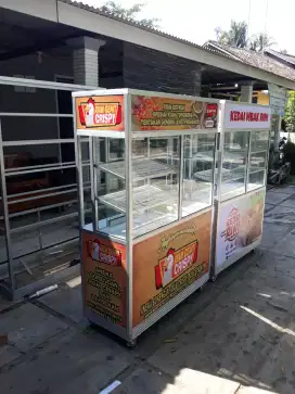 Gerobak gorengan both etalase jualan