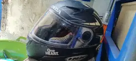 Helm fullface lecet pemakaian pada waktu itu