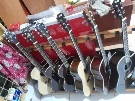 Gitar akustik siap pakai