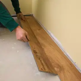 Jasa pasang lantai kayu parket vinyl dan spc
