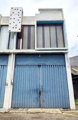 Disewakan murah gudang tropodo ada kantor dekat bandara juanda