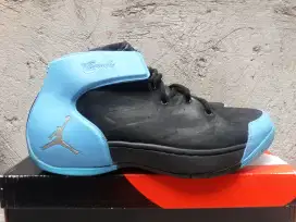 Paket 7 pasang Sepatu Basket