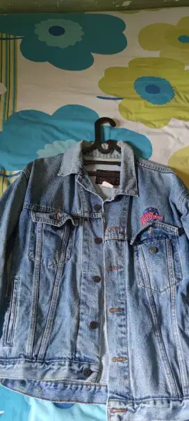 jaket jeans planet hollywood