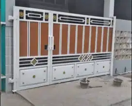 Pagar gerbang besi lisplang motif kayu