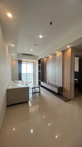 Disewkan Apartemen Grand sungkono lagoon 2 BR baru gress mewah