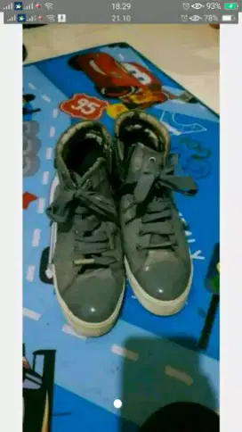 Preloved sepatu cewe elle size 36, harga net