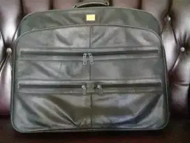 Tas Kulit Hitam merk CONDOTTI
