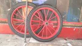 Grosiran roda gerobak ring 17 ruji behel .ruji 8 palang 16