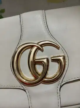 Slingbag wanita Gucci original second import preloved sz medium