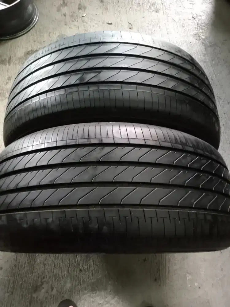 Ban Bridgestone Turanza 235.50 R18