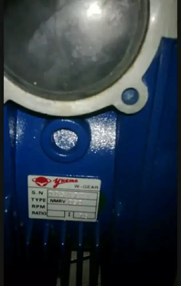 GEARBOX YUEMA TYPE 090...RATIO 1:7'5