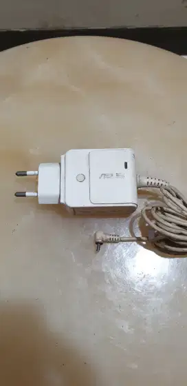 Adaptor Laptop asus Colokan jarum original bawaan Laptop