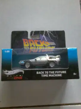 Hotwheels Back To Future Time Machine 1:50