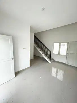JUAL RUMAH GREEN MANSION WARU
