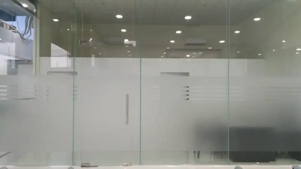 Kaca film gedung