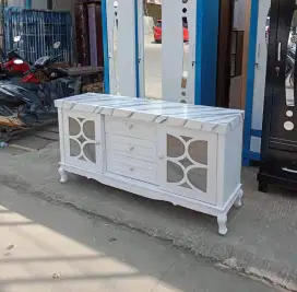 Meja TV klasik termurah
