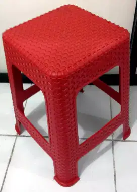 KURSI PLASTIK RATTAN SQUARE OLYMPLAST MERAH