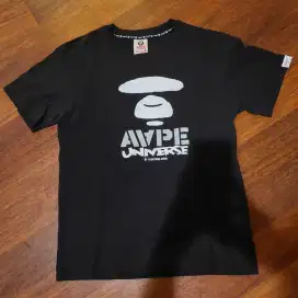 Kaos aape warna hitam