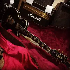 Gitar Japan Tua Les Paul Black Beauty