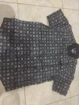 Jual Kemeja Pria Merk Nevada SIZE M ( LIKE NEW )