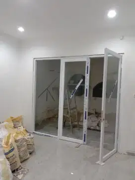 Sekat partisi alumunium