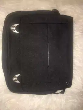 Tas Samping Laptop Samsonite Original