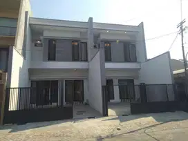 Dijual rumah baru gress 2 lantai wisma mukti klampis