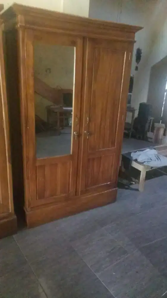 Almari 2 pintu jati