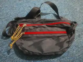 Waistbag Pria Unik