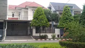 Dijual Rumah 2 Lantai di Kemang Pratama 3 Rawalmbu Bekasi. Tdk Banjir