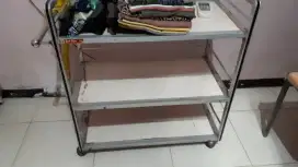 Meja trolley susun 3 bahan bagus lokasi sby utara dkt rs suwandi