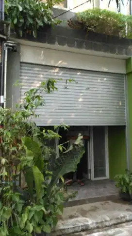 Rolling door baru