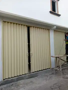 Pintu warung Rolling door follding gate