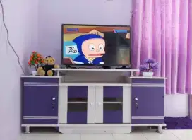 Meja tv minimalis