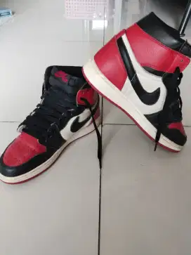 Preloved Sepatu Nike Jordan Bread Toe