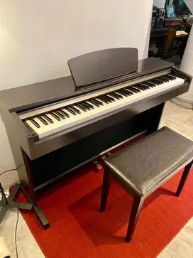 Yamaha Arius YDP Top of The Line Clavinova Electone DGX Piano Digital