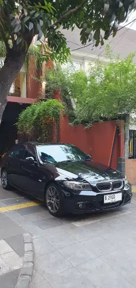Bmw e90 325i m edition banyak parts baru