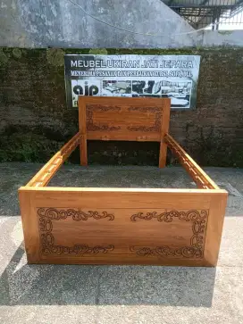 Tempat tidur batik no.3
