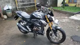 Honda CB150R Grey SE tahun 2022 km rendah 3 ribuan