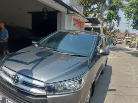 kaca film mobil hitam atau silver KTT