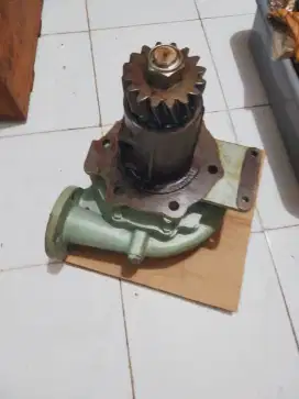 Water pump yanmar M 220