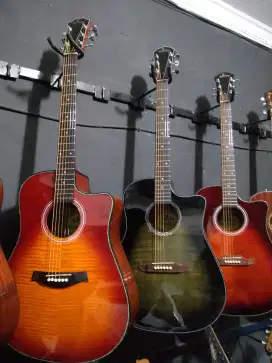 Gitar akustik murah