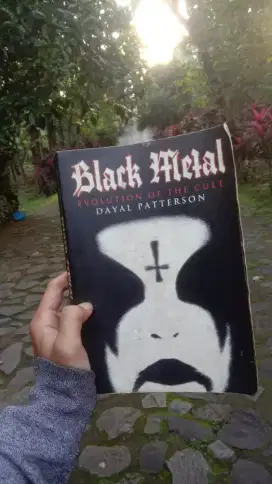 Dijual buku Black Metal Evolution Of The Cult (import)