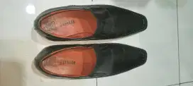 Sepatu pantofel pria Lavorazione Artigiana
(Asli Italia)