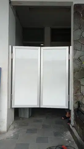 Pintu Koboi Aluminium ACP