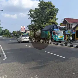 Depan Sekawan Ada Rumah Toko Besar Disewakan Yogyakarta