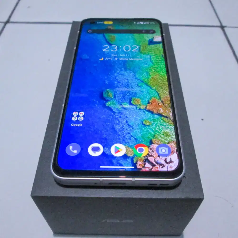 Zenfone 9 - 8/256 - Putih
